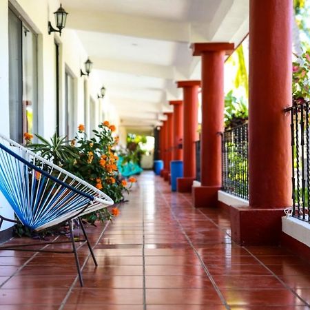 Hotel Albatros Пуерто Ескондидо Екстериор снимка